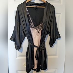 Victoria's Secret Nightgown & Robe - Black/Pink - Size XS/S